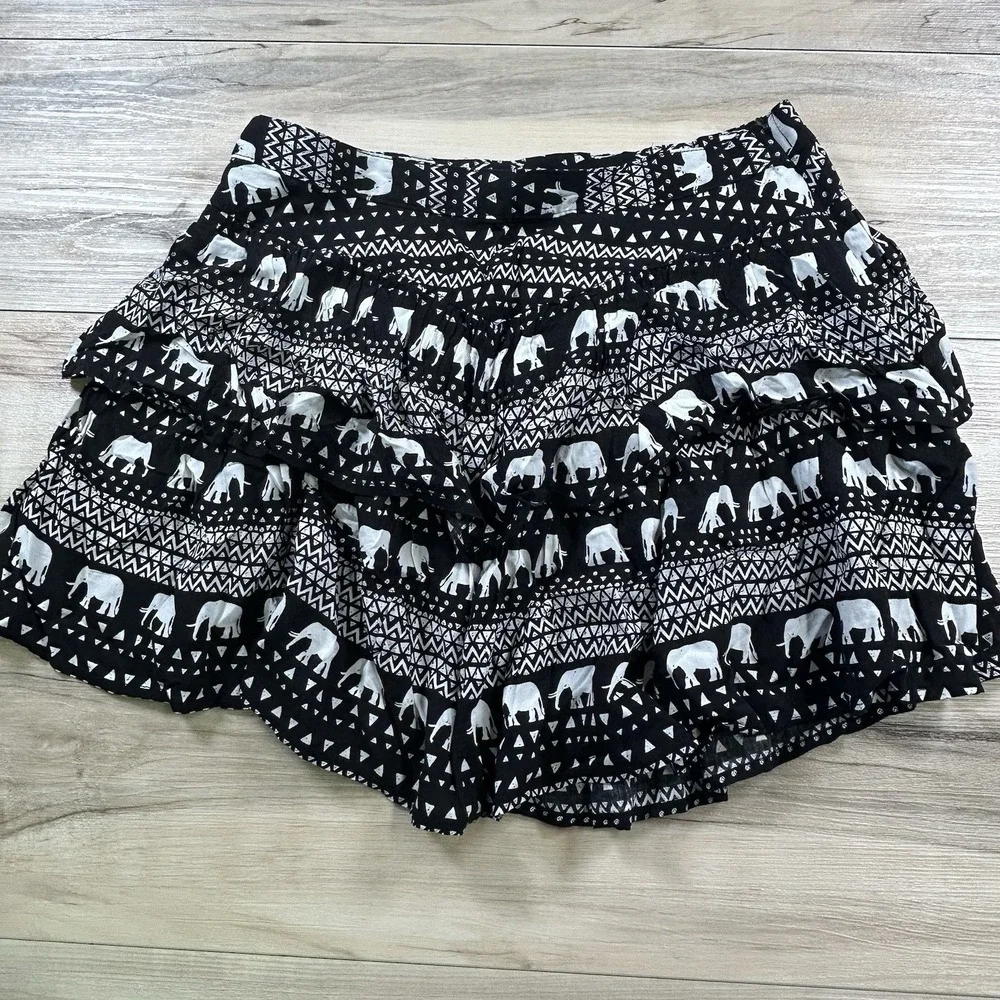 Bethany Mota Black White Elephant Layered Ruffled Skirt Size M Tribal Y2K Retro